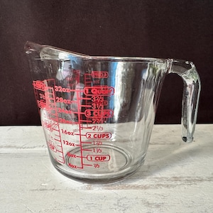 Vintage Anchor Hocking Measuring Cup: Red Print, 4-Cup Clear Glass