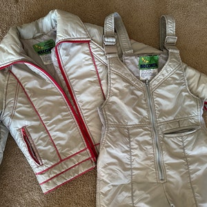 1970s Very Cute, Retro Slope-Slashing Ski Bib with Matching Jacket zdjęcie 1