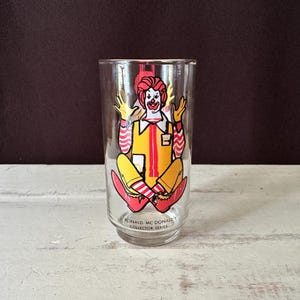 Vintage 1976 &quot;Ronald McDonald&quot; Collector Series Glass – McDonald’s