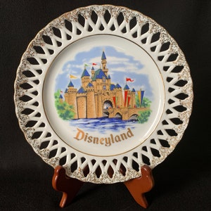Vintage 1970s DISNEYLAND 9&quot; Souvenir Plate Featuring Sleeping Beauty&#39;s Castle with Pierced Lattice Edging