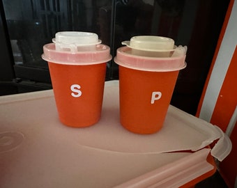 Tupperware ピクニックセット VINTAGE 70-80's TUPPERWARE 20-pc Picnic Set - Orange & White