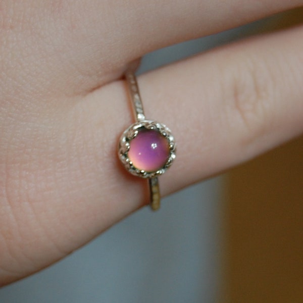 Mood ring, sterling silver, changing color 6mm round mood ring.