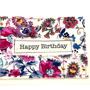 Carte d'anniversaire, carte faite main en tissu Liberty Tana Lawn, petite carte, carte d'art textile, carte d'anniversaire au Royaume-Uni, carte unique faite main, carte vierge image 6