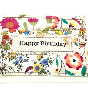 Carte d'anniversaire, carte faite main en tissu Liberty Tana Lawn, petite carte, carte d'art textile, carte d'anniversaire au Royaume-Uni, carte unique faite main, carte vierge image 7