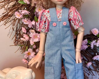 Overalls and top for Connie Lowe’s big girls such as Stella 18-20” doll