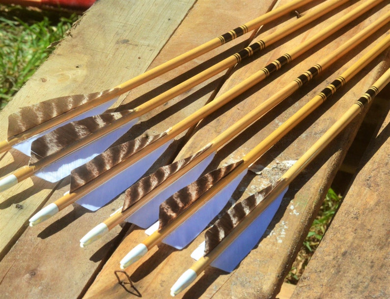 Archery Arrows Traditional Wood Arrows Black Cresting Etsy
