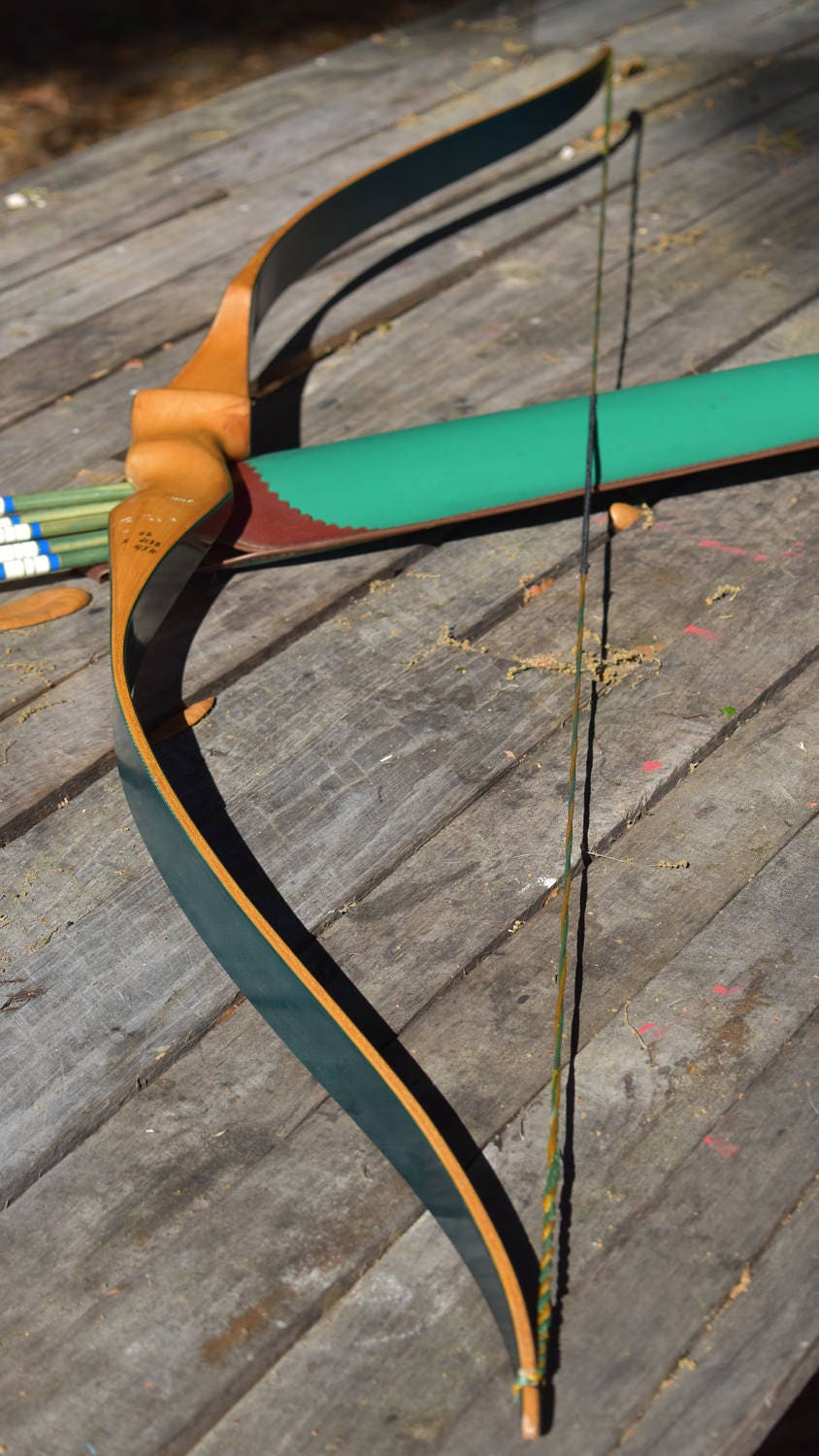 Archery Bow, Vintage Impala recurve bow, 43 bow