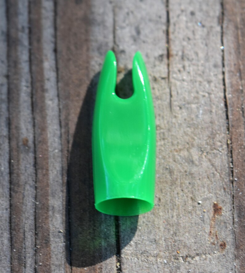 Arrow Nocks 11/32 green plastic glueon nocks set of 6 Etsy