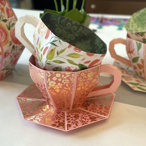 SVG-bestand voor 3D-papier theekopje | 3D-papieren schotel SVG-bestand | Tea Party gesneden bestand | Tea Party-svg | 3D-traktatie- en geschenkdoos