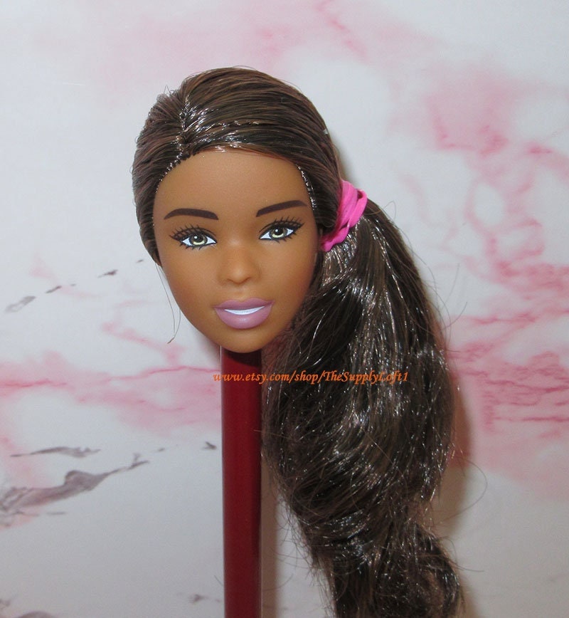 New Yoga GXF06 Barbie Doll Head AA From Made to Move Doll for