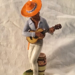 Vintage 1968 Island dancer by W Goebel Hummelware Oeslau W Germany created for the islands