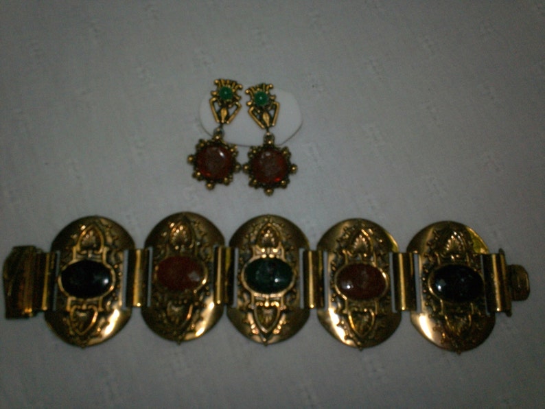 1930s Intaglio brass and glass wedding engagement Bracelet and Earrings