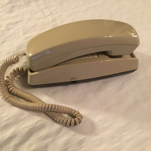 1996 Cortelco ITT push button desk phone landline USA nostalgic electronic