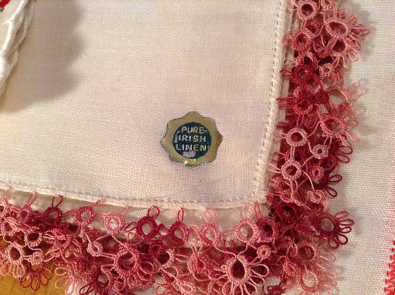 1950s hankies, pretty in pink, cottage roses set … - image 4