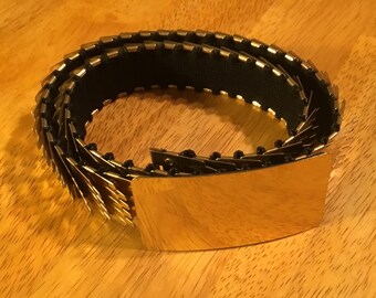 Vintage 70s Gold Metal Fish Scale Belt Retro Fashion  display picture 3