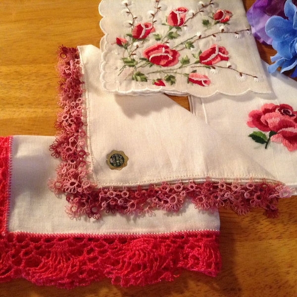 1950s hankies, pretty in pink, cottage roses set of four accessories