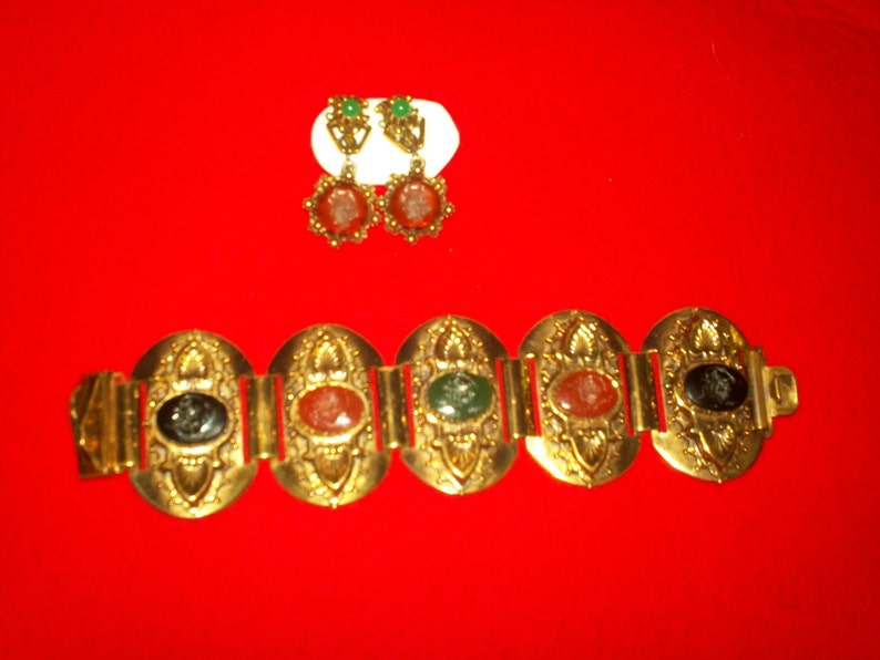 1930s Intaglio brass and glass wedding engagement Bracelet and Earrings