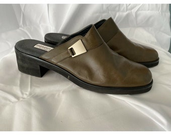 etienne aigner mules