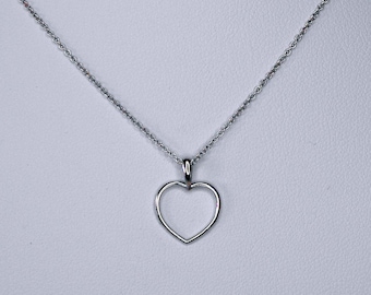 pendant heart necklace