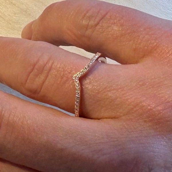 Rose Gold Minimalist Geometric V Chevron Ring Guard .20 TCW CZ Cubic Zirconia 925 Silver Stackable Ring Size 5-10