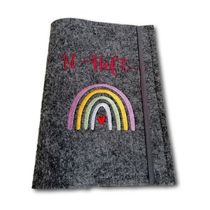 U-Heft Hülle / U-Hefthülle mit Namen /  Impfpass Hülle / Untersuchungsheft Hülle / Filz / mittelgrau / Regenbogen