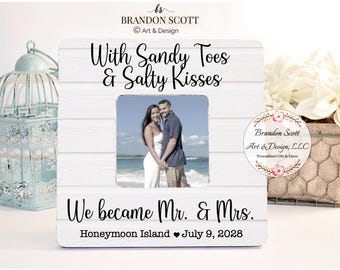 Beach Wedding Gift for Couple – Personalized Wedding Frame – Coastal Theme Keepsake – Custom Newlywed Picture Frame, salty toes sandy kisses