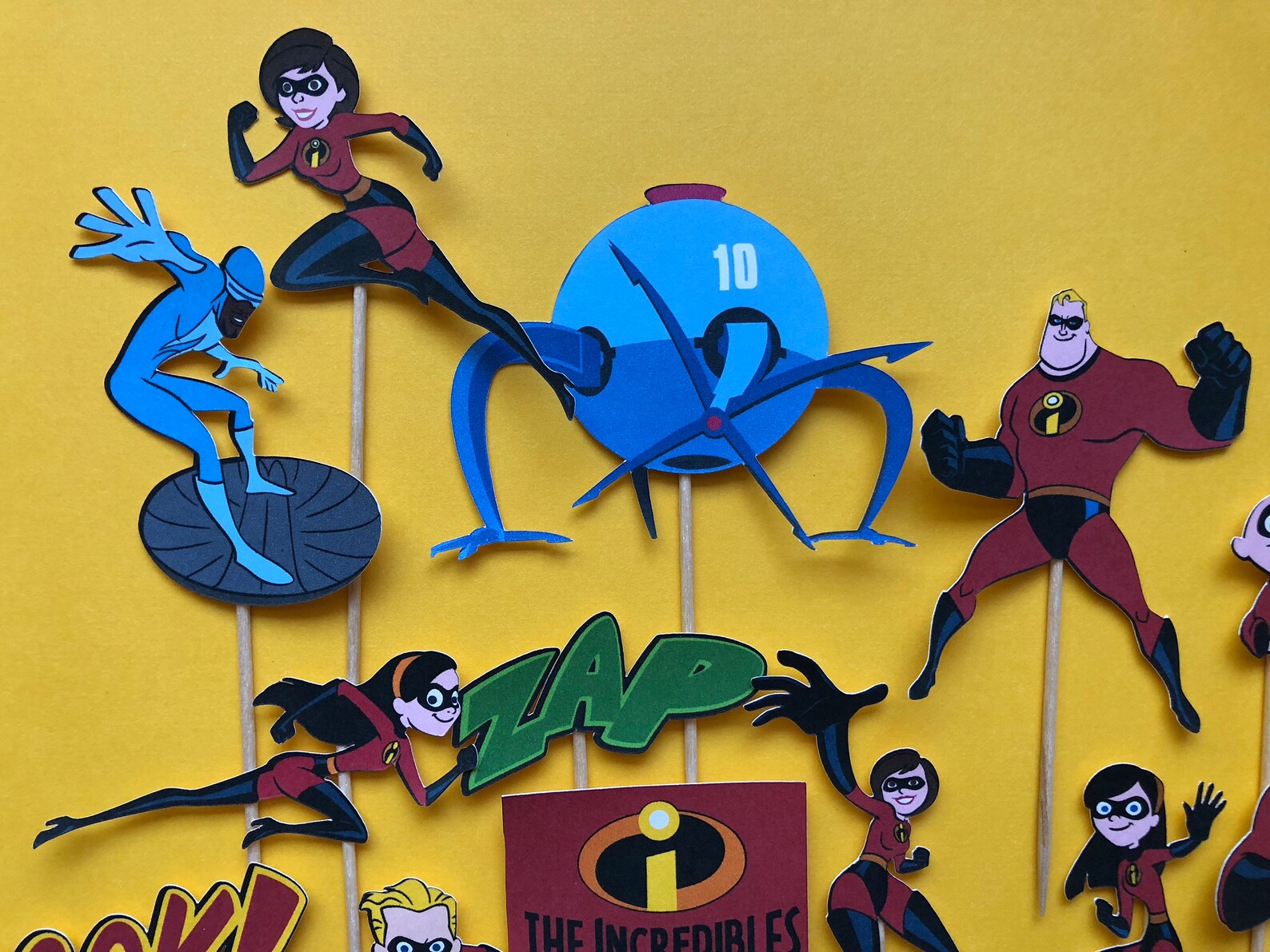 The Incredibles Cupcake Toppers Incredibles Birthday Etsy