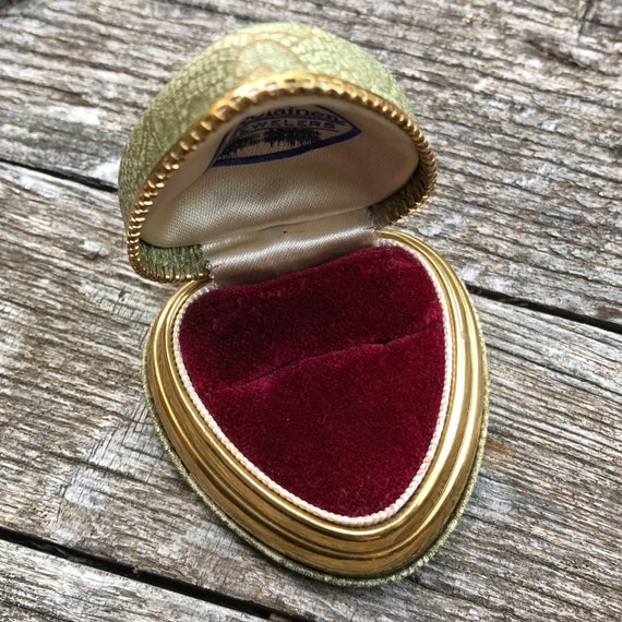 Art Deco Ring Box, Heart ring box,  antique ring … - image 8
