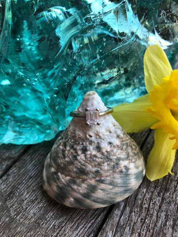 Emerald cut solitaire ring, emerald cut diamond s… - image 1