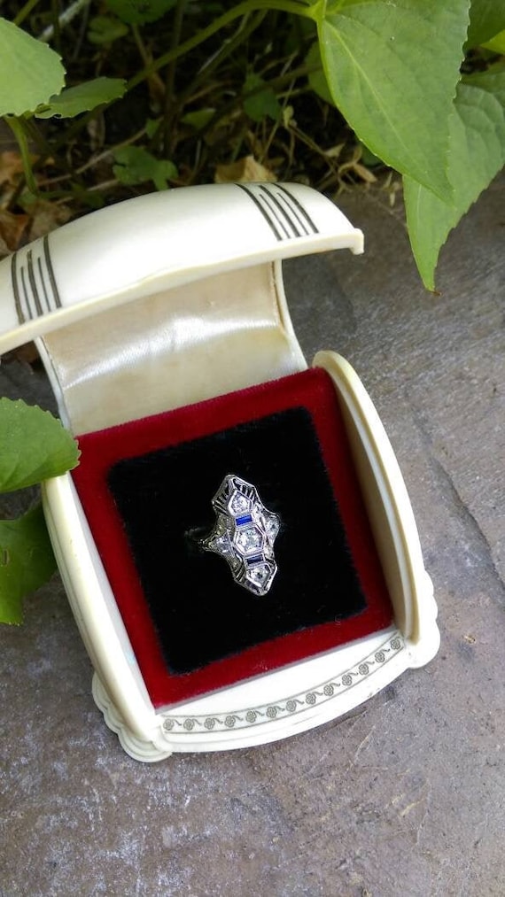 Art deco ring box, antique ring box, two tone ring