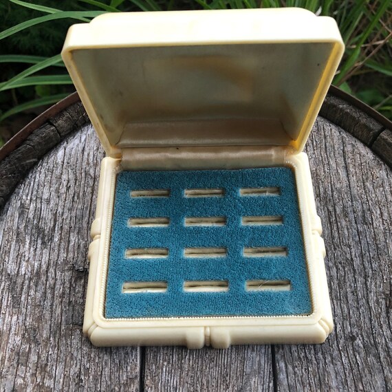 antique multi ring box