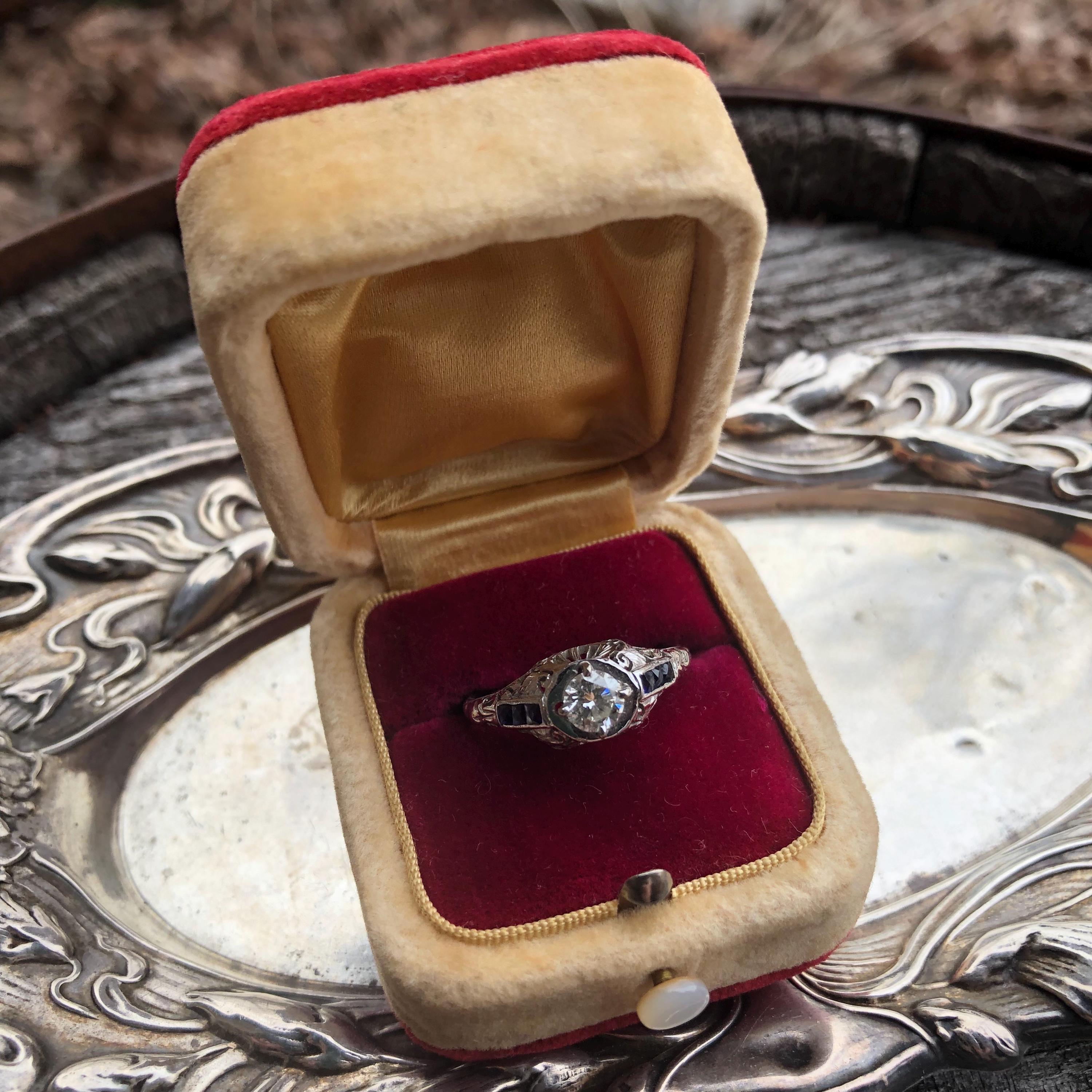 Vintage Ring Box for Two Rings - Etsy