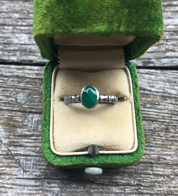 Vintage Malachite ring, sterling malachite ring, Sterling malachite ring