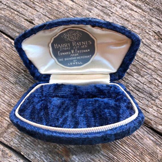 Antique blue velvet ring box, antique ring box, pr