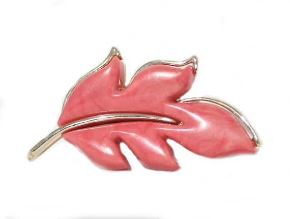Sarah Coventry Pink Lucite Leaf Brooch - image 1