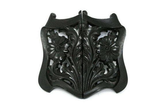 Antique Gutta Percha Belt Buckle, Victorian Gutta Percha  display picture 1