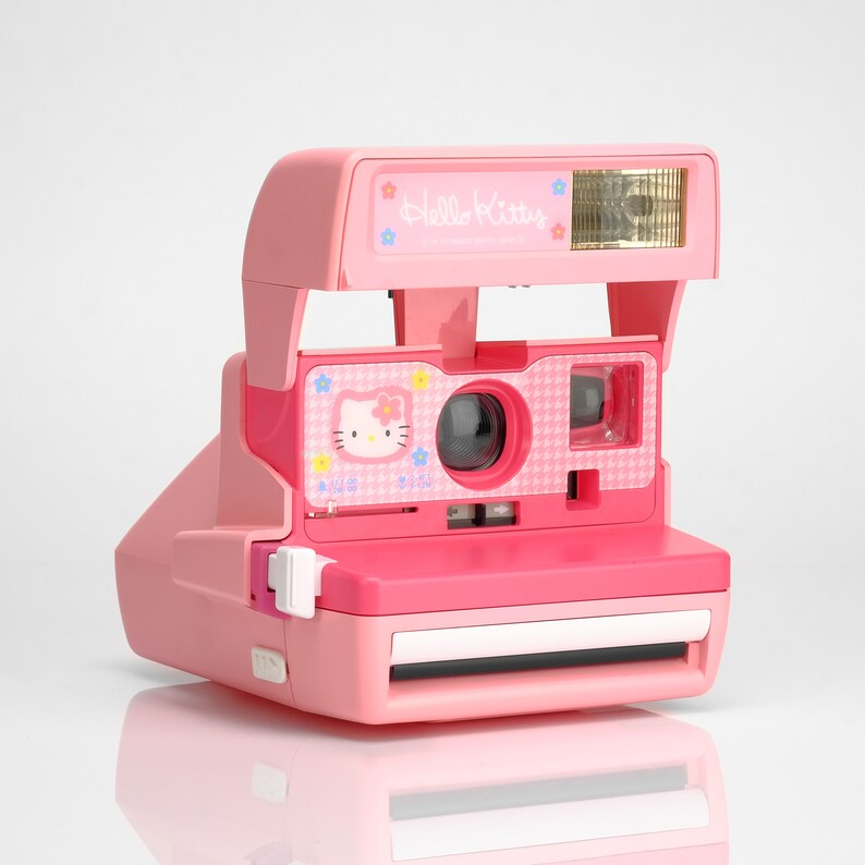 Refurbished Polaroid  600 Camera Hello  Kitty  Rare Etsy Refurbished Polaroid  600 Camera Hello  Kitty  Rare Etsy
