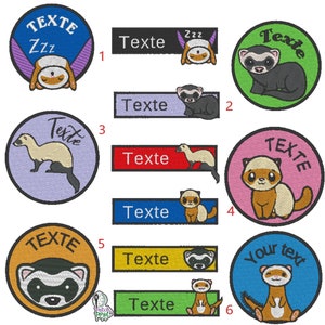 Peut inclure: Plusieurs écussons brodés avec des furets de différentes couleurs et poses. Le mot "Texte" est présent sur la plupart des écussons. Certains présentent un furet endormi.