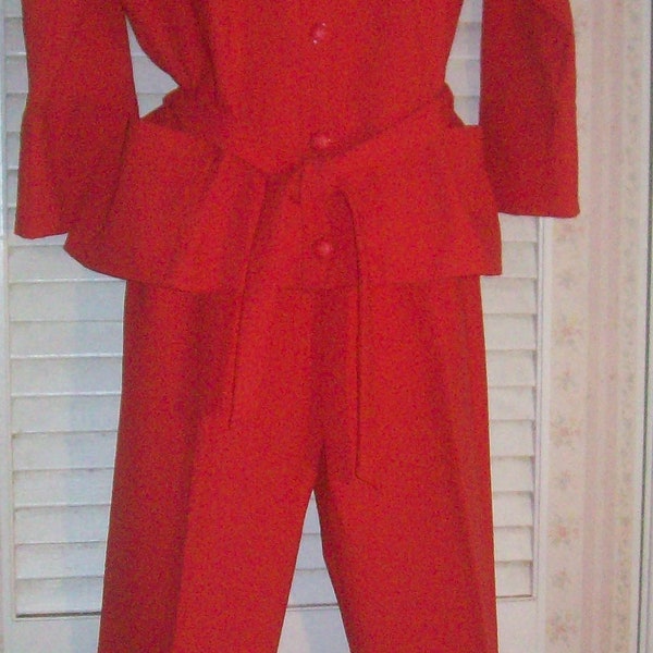 Red Pantsuit ~ Size S/M, 8/10 Vintage Early 1960s Textured Polyester Raglan Inset Sleeves Tie Belt Pockets ~ Professionally Designed & Made