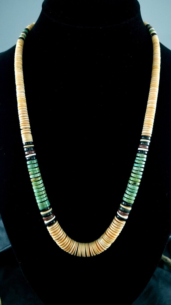 Museum Quality Vintage Santo Domingo Graduating Turquoise Heishi Native American Jewelry Silver Necklace Museum Quality Vintage Santo Domingo Graduating Turquoise Heishi Native American Jewelry Silver Necklace