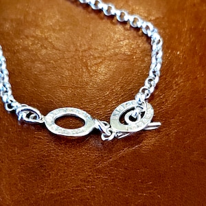8&quot;  Vintage Sterling Silver Retired Links of London Lock Rolo Bracelet  - 7 grams - Excellent Condition