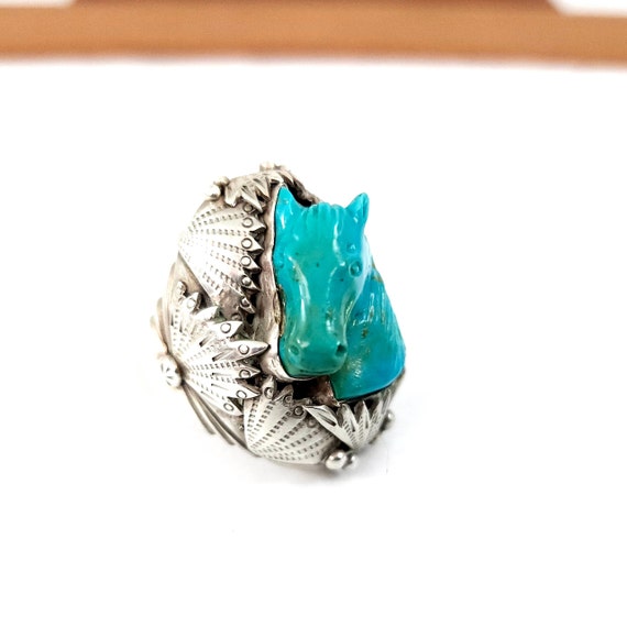 Museum Quality Large  Carved Turquoise Horse Ring… - image 1