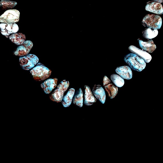 Heavy Vintage Navajo Necklace with Chunky  Turquo… - image 2