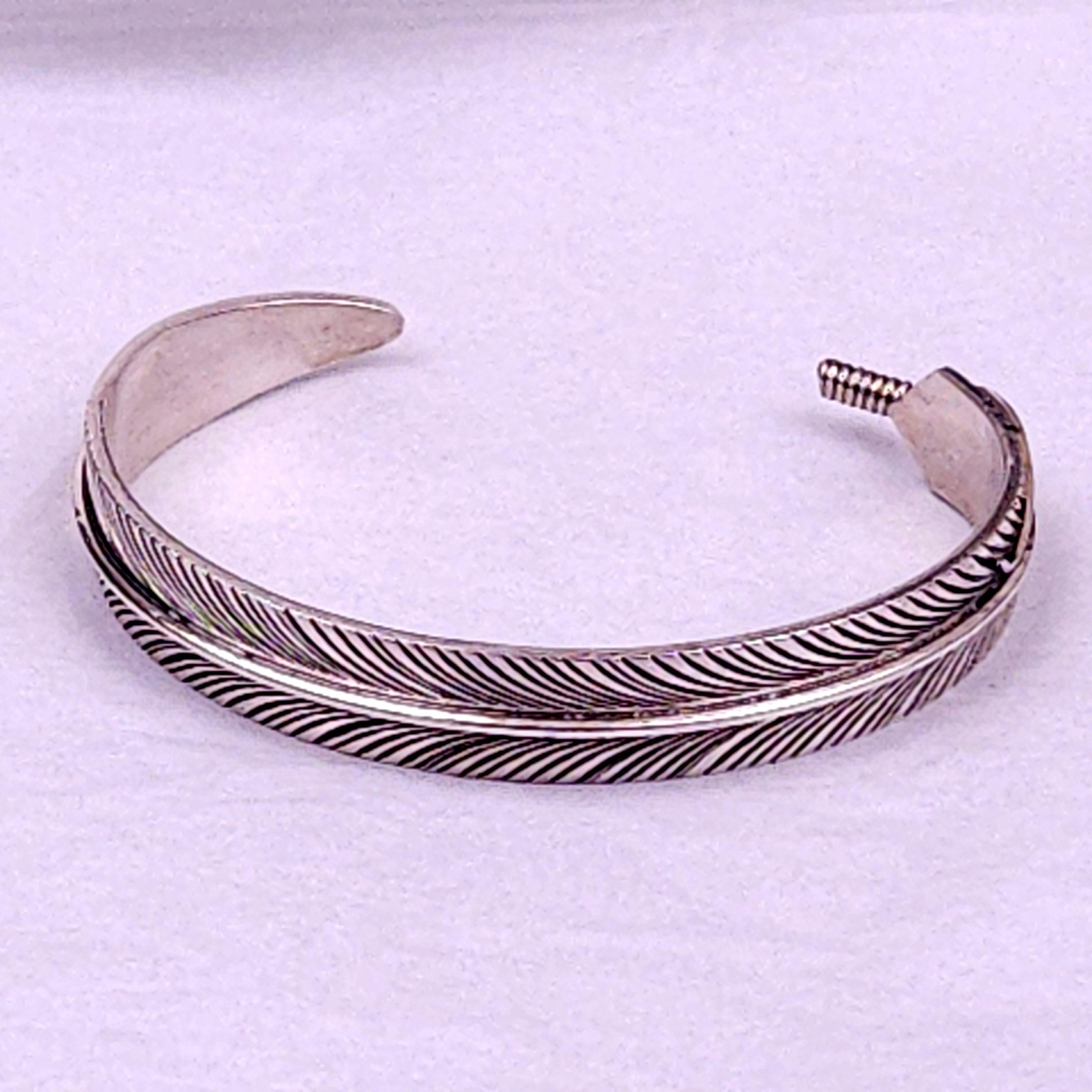 Vintage Navajo Sterling Silver Feather Cuff Bracelet - 23 Grams
