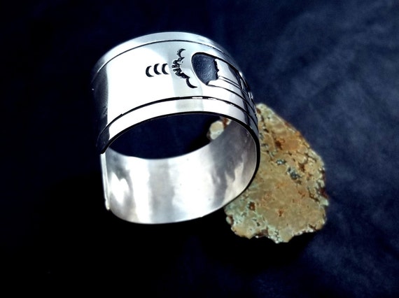 Solid Sterling Silver Navajo Story Teller Bracele… - image 6