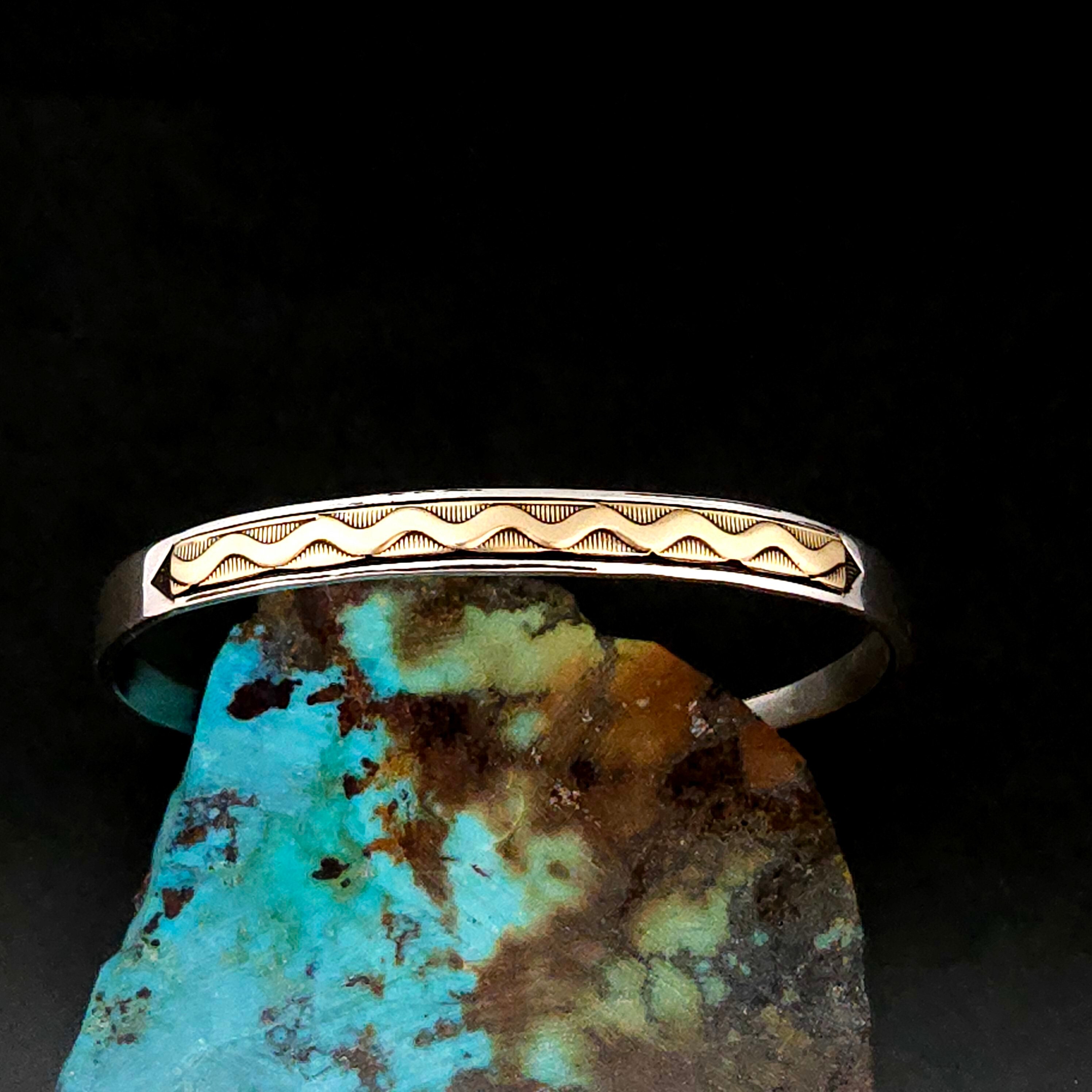 Detailed Vivid Vintage Native American Navajo Carico Lake Turquoise Sterling Silver Bracelet Detailed Vivid Vintage Native American Navajo Carico Lake Turquoise Sterling Silver Bracelet