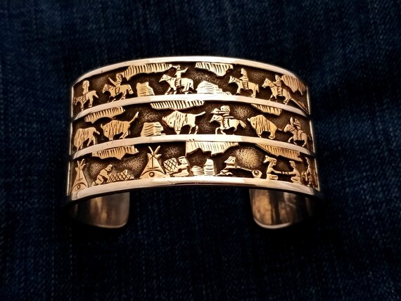 Fascinating Vintage Native American Navajo Sterling Silver 14k Gold Overlay Solid Ring Fascinating Vintage Native American Navajo Sterling Silver 14k Gold Overlay Solid Ring