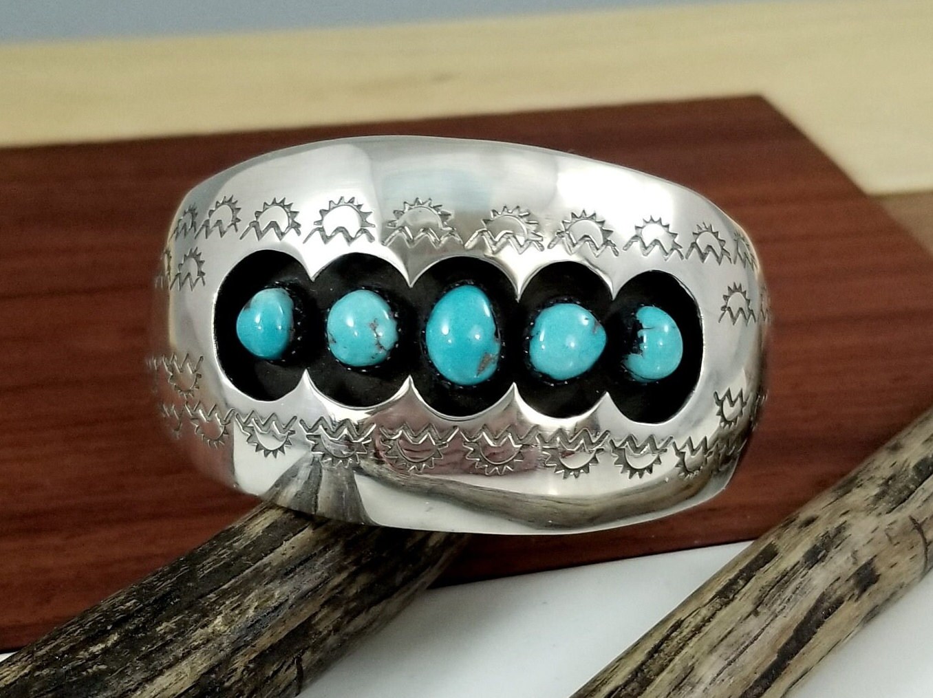 アクセサリー NAVAJO Silver Turquoise Edge Bangle 925 Hada Collection | Handmade Sterling Silver Bangle with