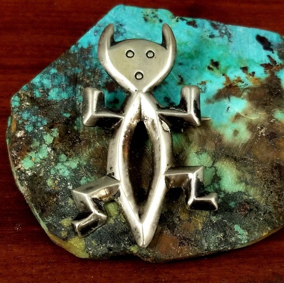 Navajo Sand Cast Sterling Silver Yei Kachina Broo… - image 1