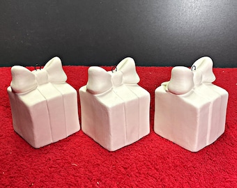 小物 Wasted Youth RIBBON CERAMIC BOX Vintage Ceramic Gift Box 80s Pink Ribbon Bow White Trinket